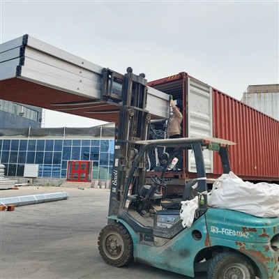 VENLO GLASS GREENHOUSE MATERIAL IS LOADING TO SHIP